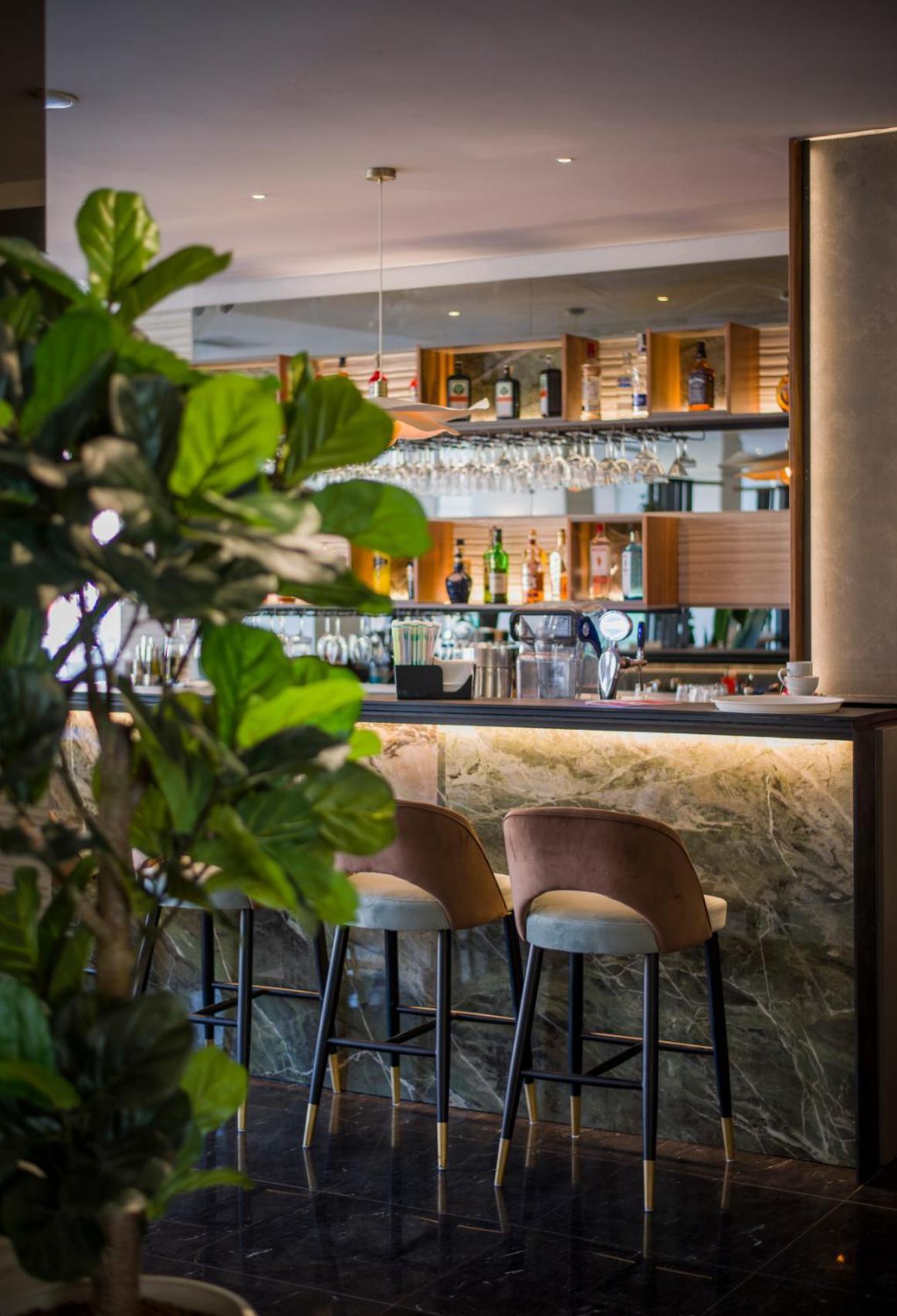 Hotel Continental Timisoara Ngoại thất bức ảnh
