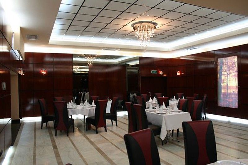 Hotel Continental Timisoara Ngoại thất bức ảnh