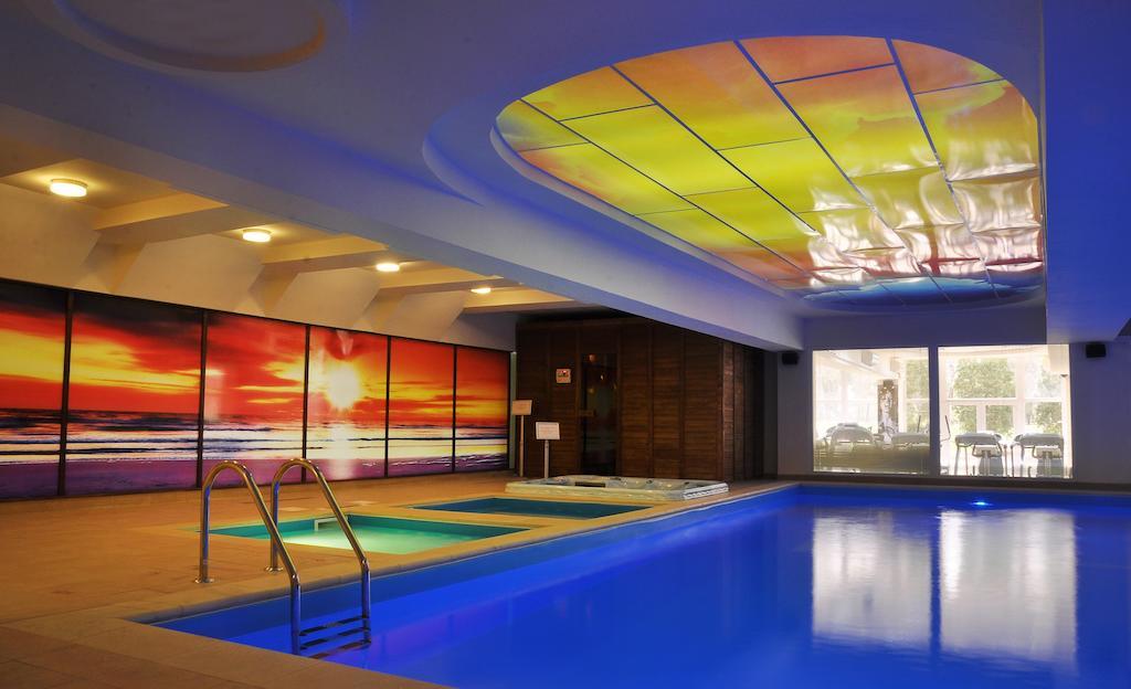 Hotel Continental Timisoara Ngoại thất bức ảnh
